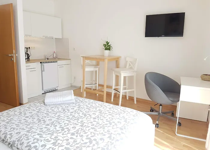 Studio Dresden Neustadt & Parking