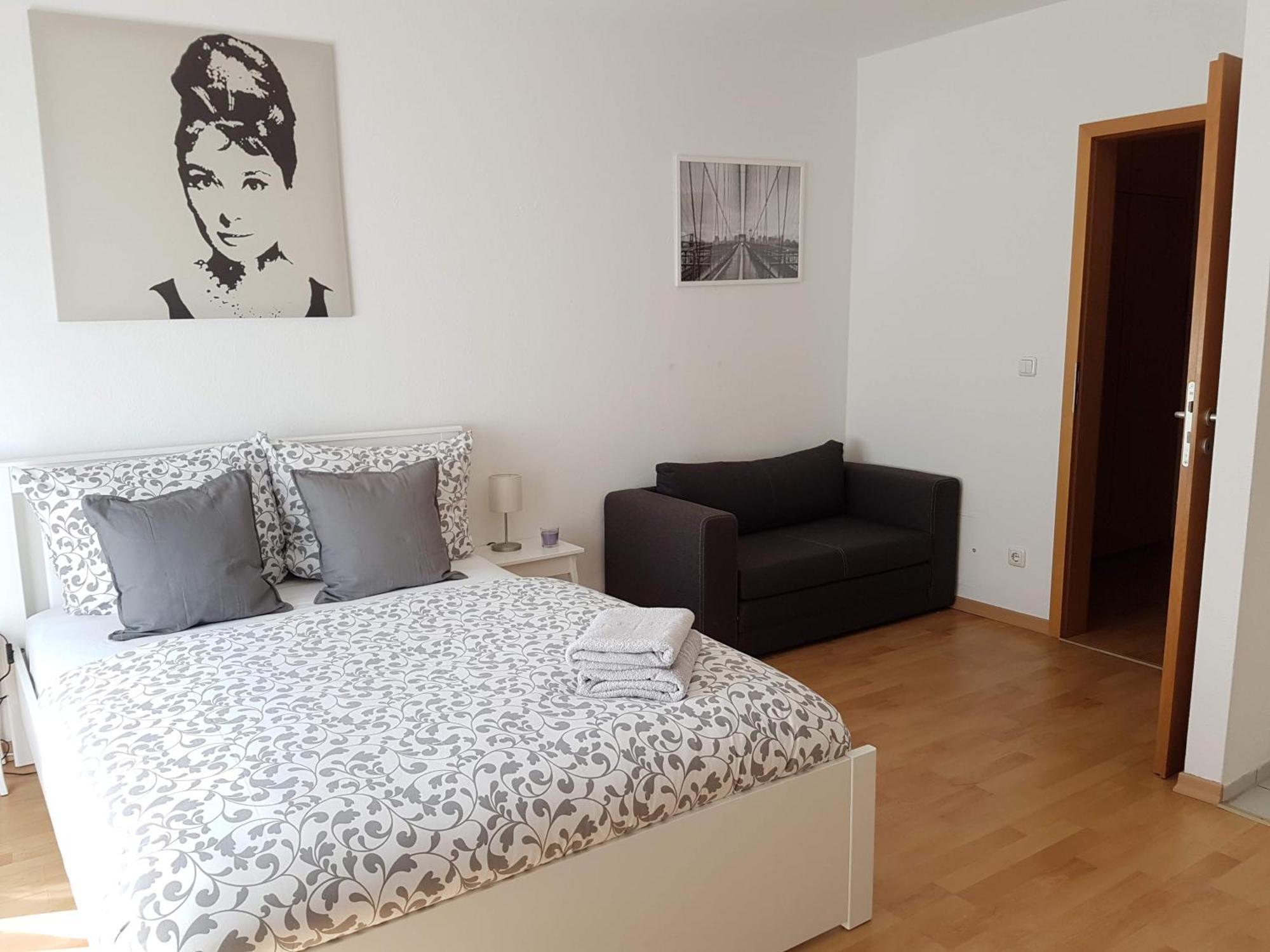 Neustadt & Parking Apartamento Dresde